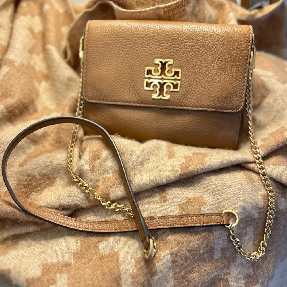 TORY BURCH BRITTEN FRENCH LEATHER CHAIN WALLET CROSSBODY